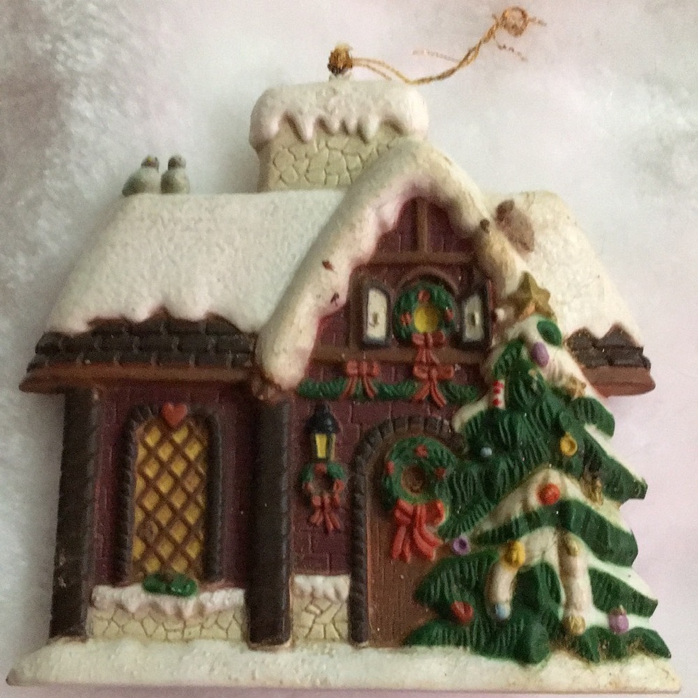 Charming Snowy Cottage Ornament with Christmas Tree